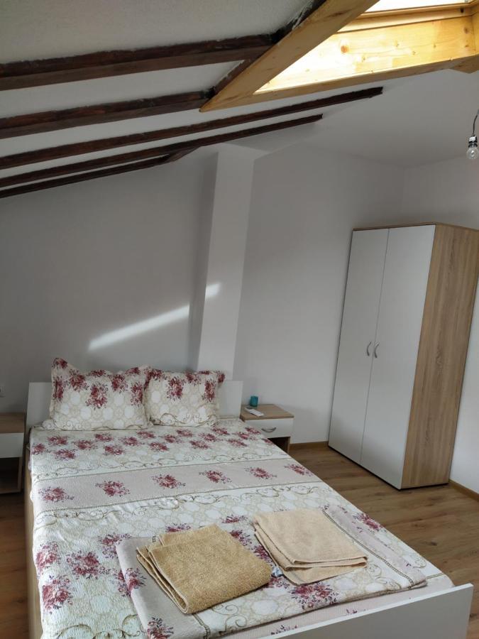 Proynovi Guest house *